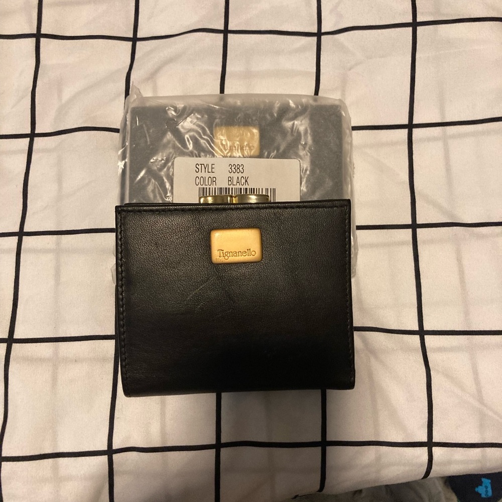 Tiganello Black wallet (New with tags)
